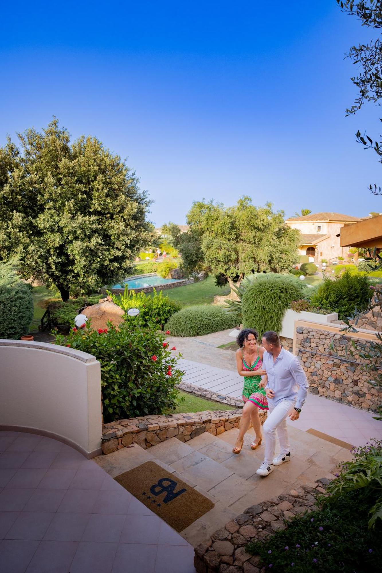 Hotel Baia Di Nora Pula Εξωτερικό φωτογραφία