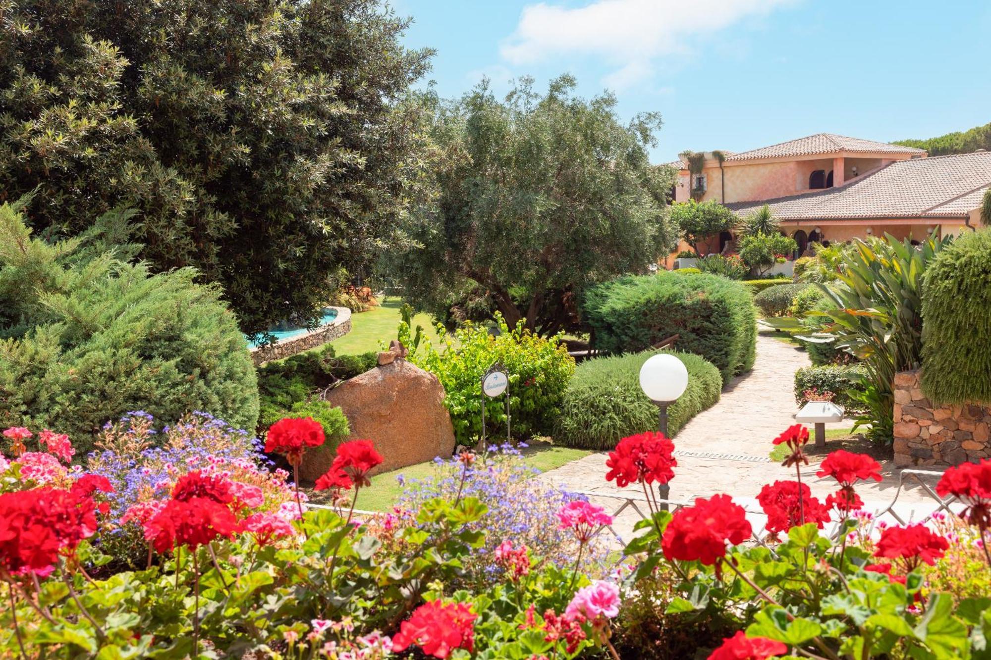Hotel Baia Di Nora Pula Εξωτερικό φωτογραφία